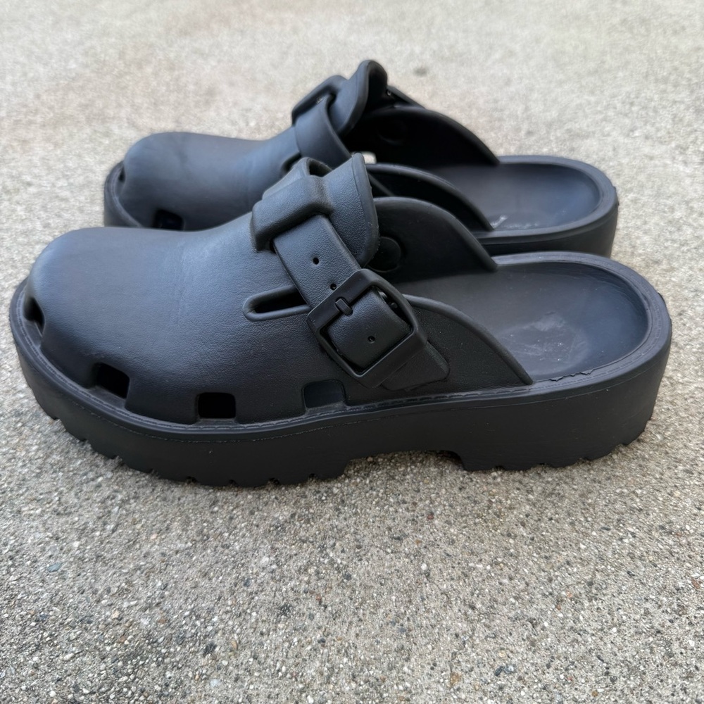 FREE PEOPLE Karlie Buckle Womens Clogs size 6/37 preloved slip on - Picture 4 of 10